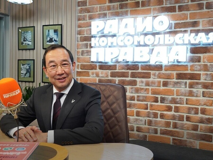 Айсен Николаев назвал Андрея Никитина новатором с правильным взглядом на развитие Саха